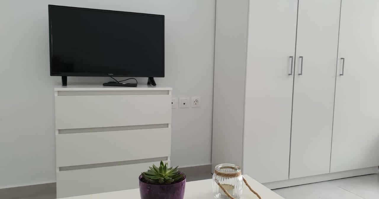 Finiki Seaside Apartment Exterior foto